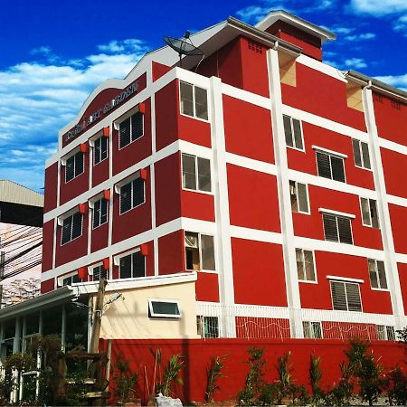 Aparthotel Suansin Art Garden Ban Lat Krachaeng Exterior foto