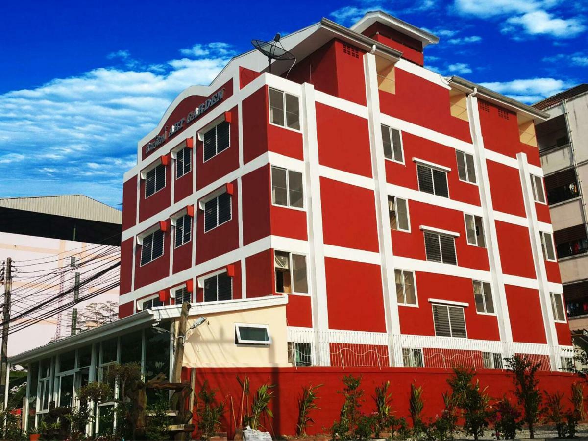 Aparthotel Suansin Art Garden Ban Lat Krachaeng Exterior foto